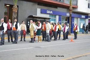 50- Parade 201